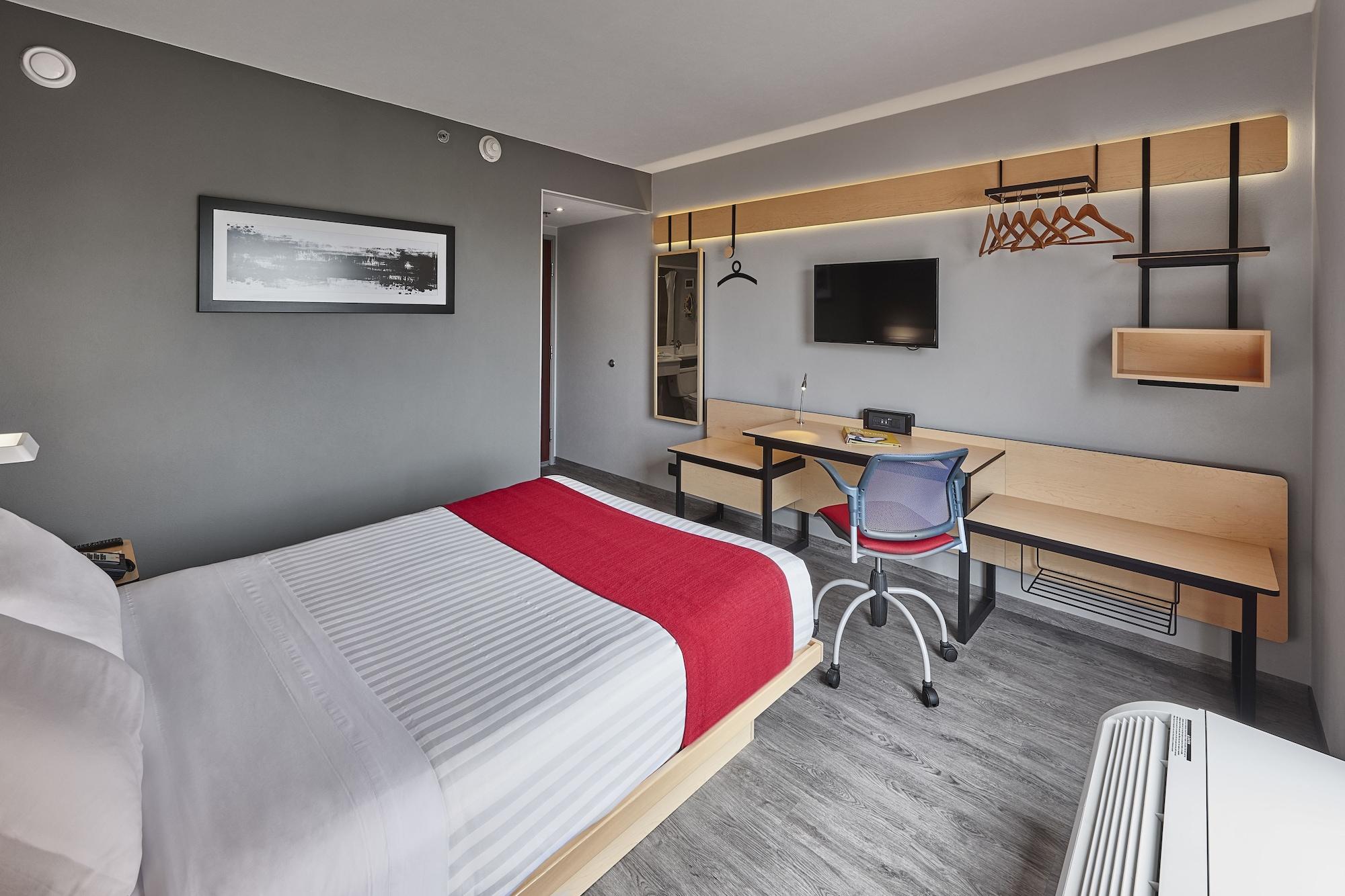 Hotel Express By Marriott Centro 4*