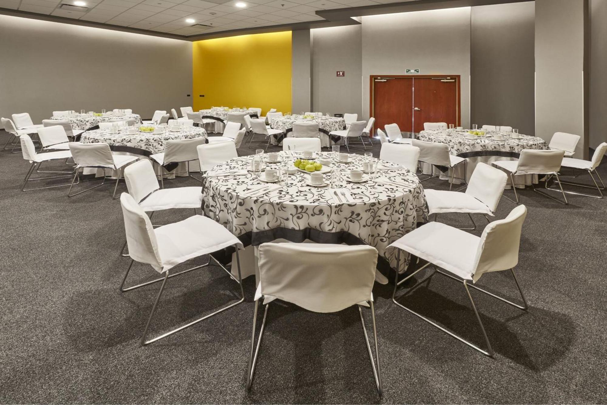 Express By Marriott Centro 4*