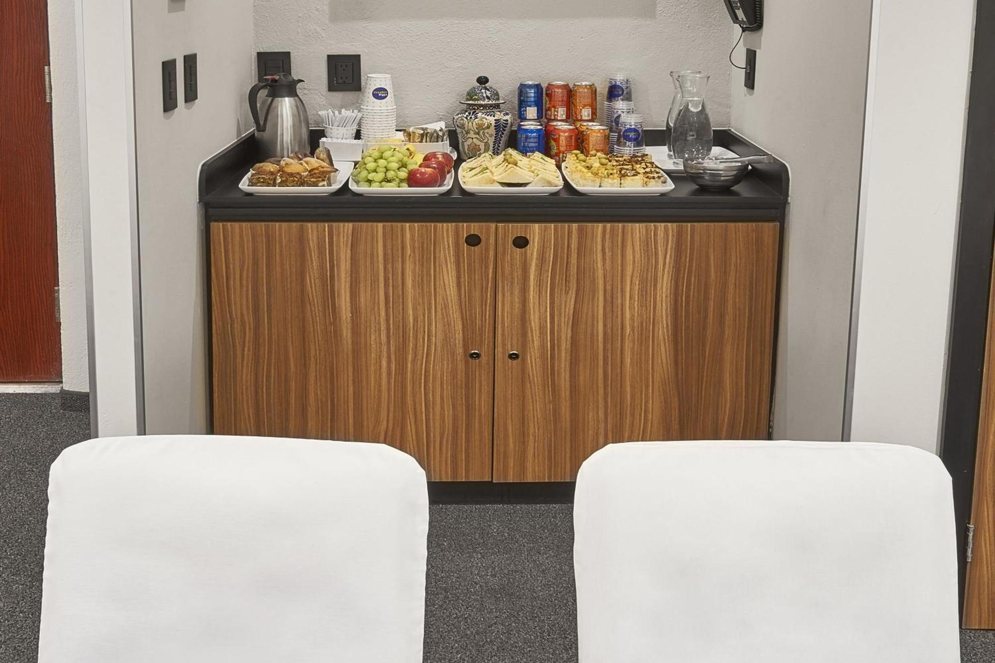 Express By Marriott Centro Hotel 4*